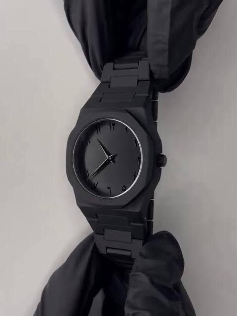 Luxury Black Arabic Aura Men's Watch with Octagonal Case & Stainless Steel Bracelet