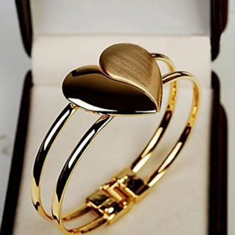 Premium Double Heart Bracelet For Women’s