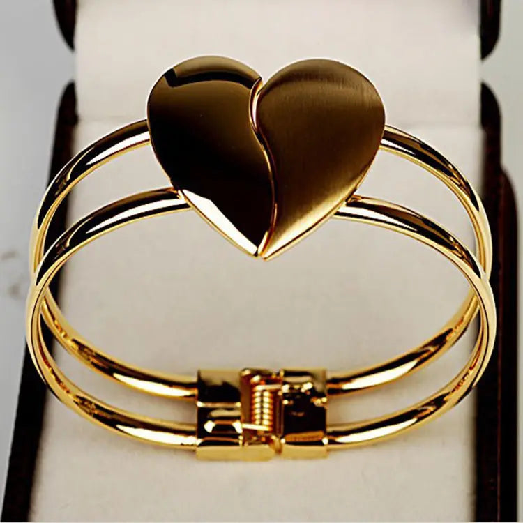 Premium Double Heart Bracelet For Women’s