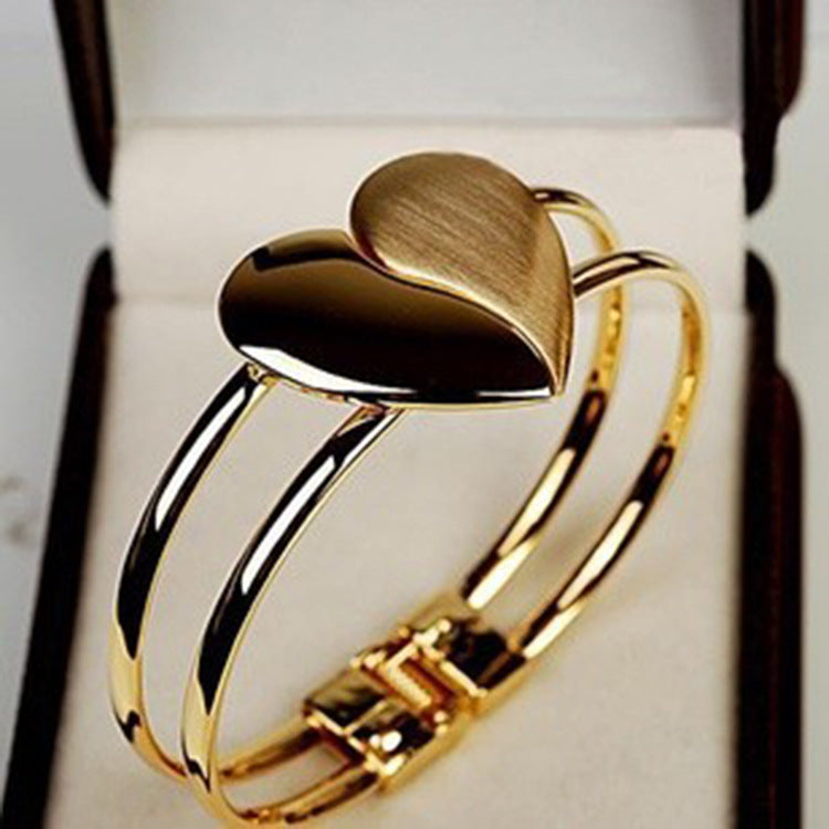 Premium Double Heart Bracelet For Women’s