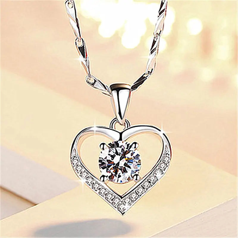 Silver Heart Crystal Pendant Necklace For Women’s