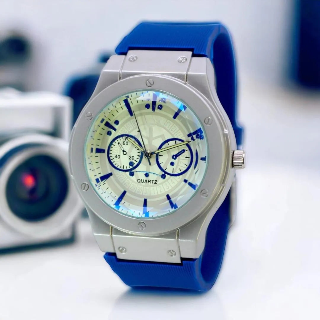 Luxury Men’s Quartz Watch Decent Chronograph Dial with Premium Silicone Strap
