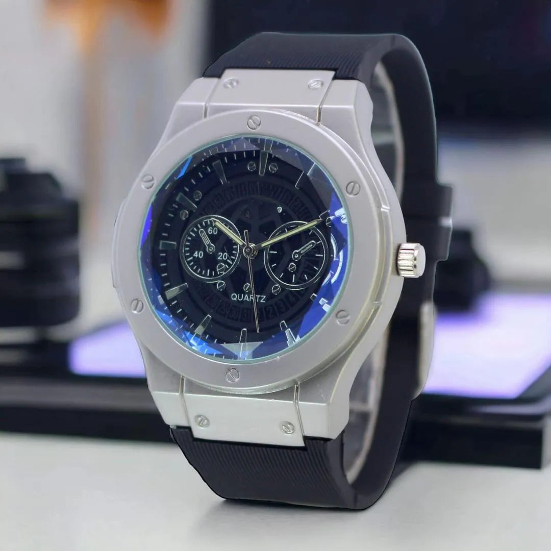 Luxury Men’s Quartz Watch Decent Chronograph Dial with Premium Silicone Strap