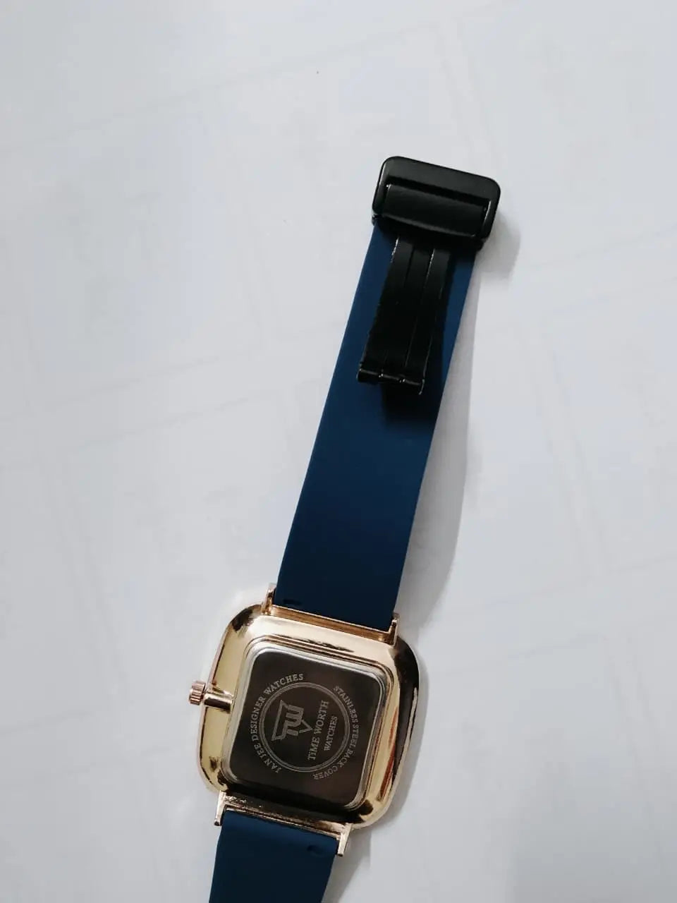 Luxury Square Dial Men’s Watch – Premium Blue Silicone Strap