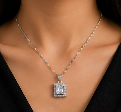 Luxury Silver Square Crystal Jewelry Set – Necklace, Earrings & Bracelet