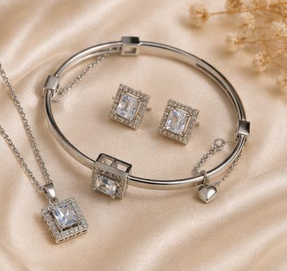 Luxury Silver Square Crystal Jewelry Set – Necklace, Earrings & Bracelet