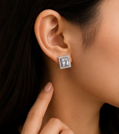 Luxury Silver Square Crystal Jewelry Set – Necklace, Earrings & Bracelet